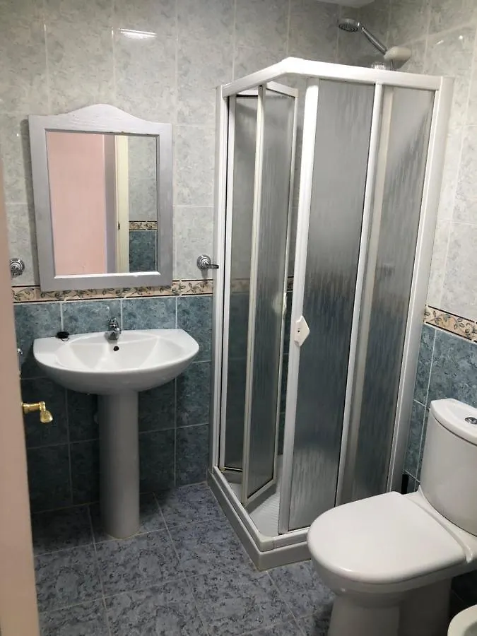 דירות בנאלמדנה Faro12 Playa & Piscina & Parking Privado 0*,  ספרד